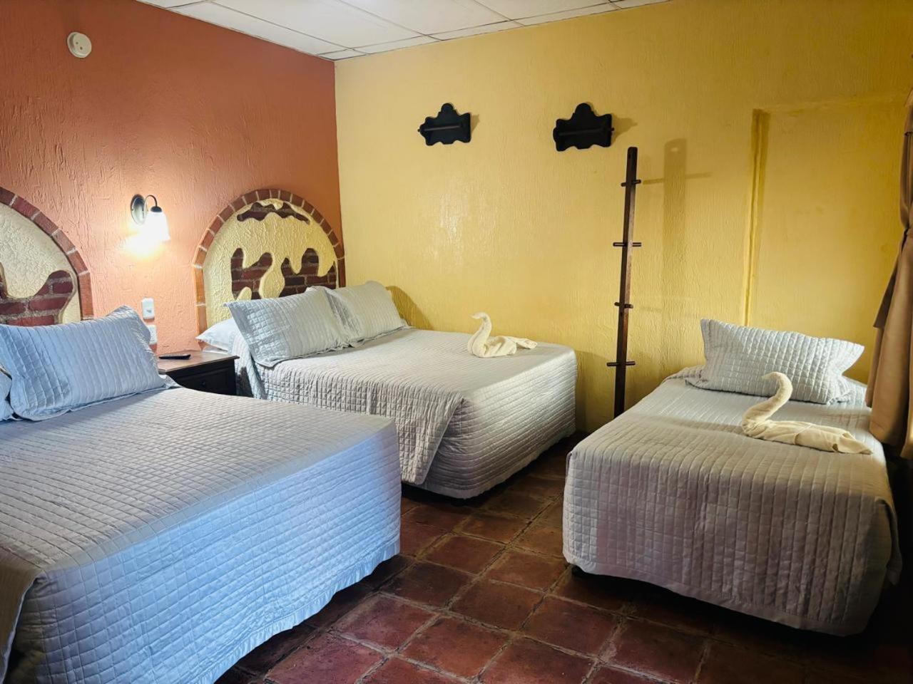 Hotel Chilero Y Cafe Antigua Bagian luar foto